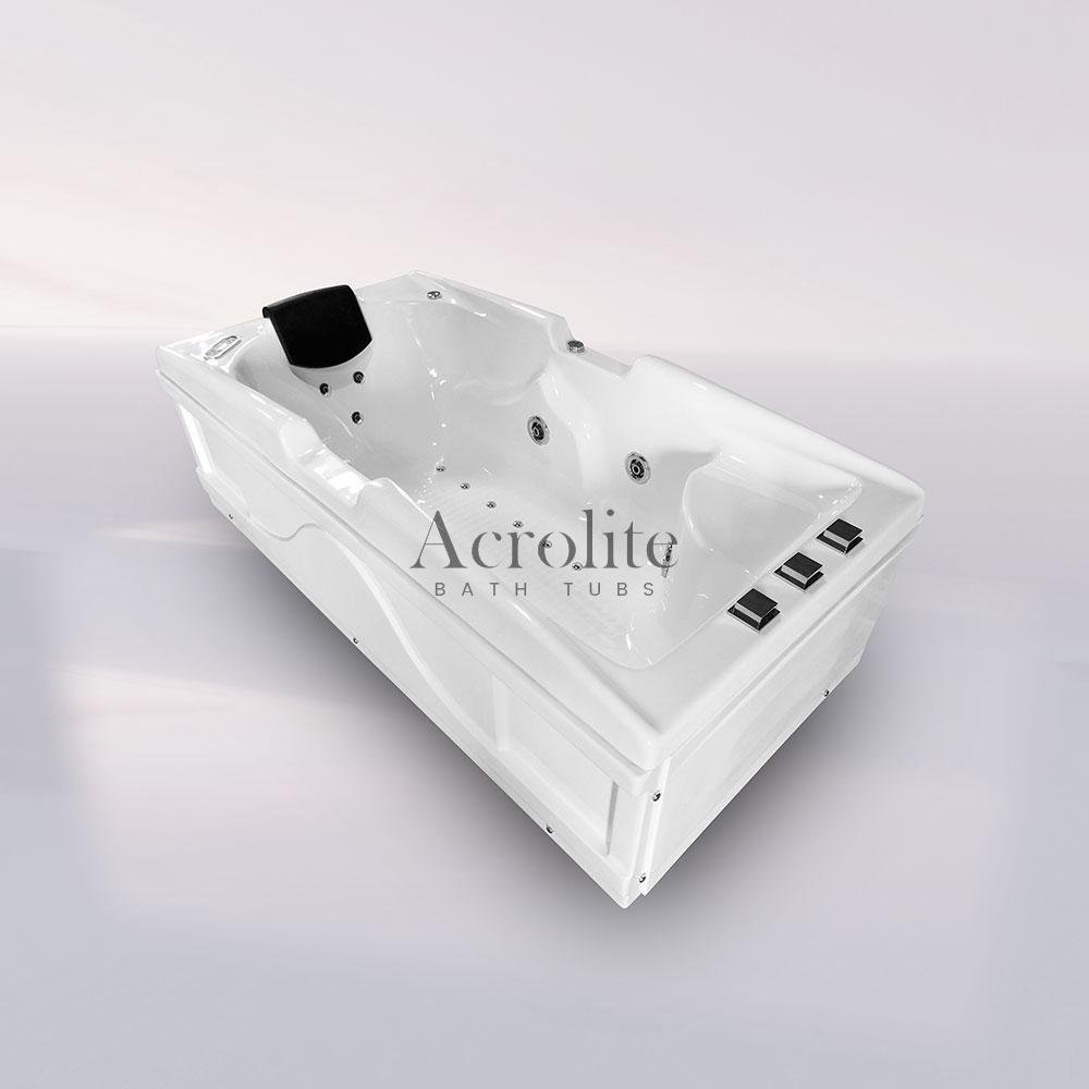 Cat-D jacuzzi bathtubs